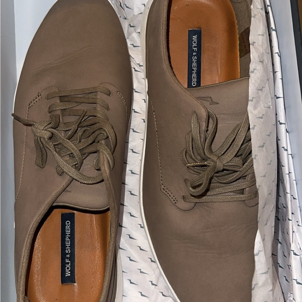 Wolf and Shepherd Taupe Men's Casual Sneaker